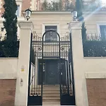 Luxury White House